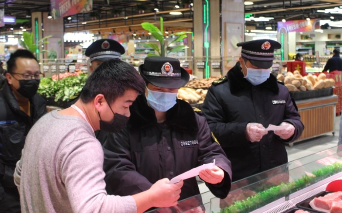 河南省開封市尉氏縣市場監(jiān)管局加強(qiáng)疫情防控期間食品安全監(jiān)管 河南省開封市尉氏縣市場監(jiān)管局加強(qiáng)疫情防控期間食品安全監(jiān)管