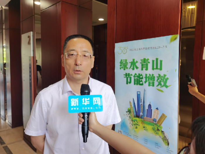 老盛昌董事長(zhǎng)余維明接受新華網(wǎng)采訪。