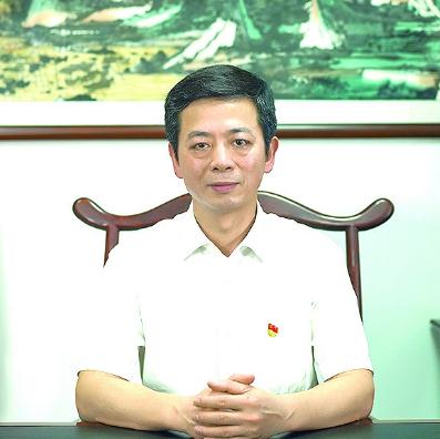 廣東省藥品監(jiān)督管理局黨組書記、局長江效東