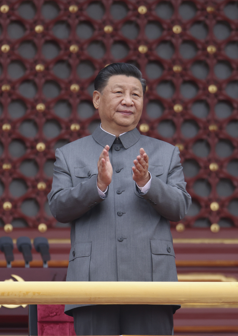 2021年7月1日，慶祝中國共產(chǎn)黨成立100周年大會在北京天安門廣場隆重舉行。中共中央總書記、國家主席、中央軍委主席習(xí)近平發(fā)表重要講話。這是習(xí)近平在天安門城樓上。 新華社記者 龐興雷/攝
