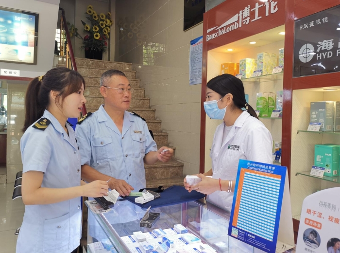 圖為檢查現(xiàn)場。