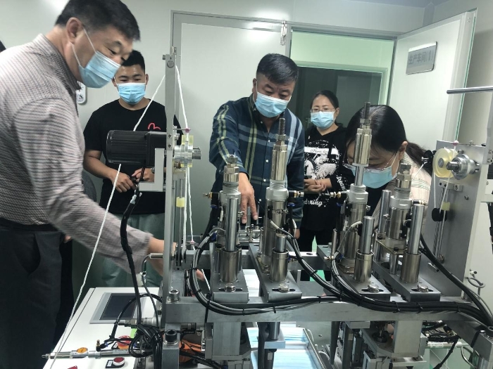 圖為檢查現(xiàn)場。
