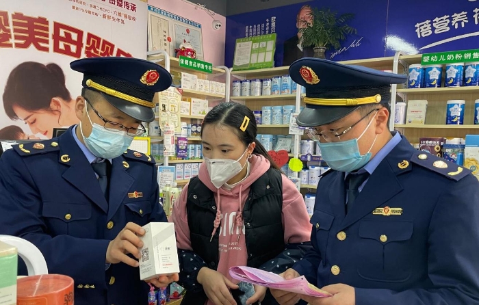 圖為檢查現(xiàn)場 圖為檢查現(xiàn)場