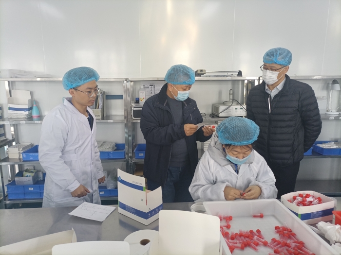 圖為檢查現(xiàn)場。