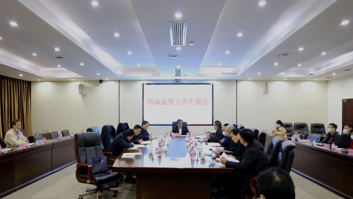 圖為調(diào)研現(xiàn)場(chǎng)。