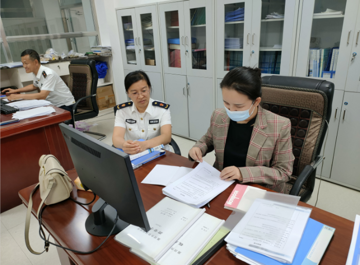黑龍江省藥監(jiān)局藥品注冊(cè)管理處聯(lián)合省藥品檢驗(yàn)研究院赴黑河市藥檢中心考察 黑龍江省藥監(jiān)局藥品注冊(cè)管理處聯(lián)合省藥品檢驗(yàn)研究院赴黑河市藥檢中心考察