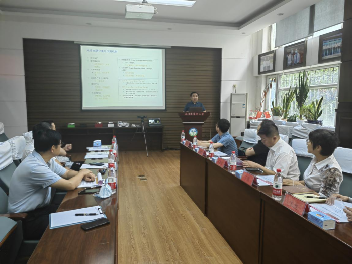黑龍江省藥監(jiān)局黨組成員、副局長(zhǎng)王鐵寒帶隊(duì)赴省醫(yī)學(xué)科學(xué)院