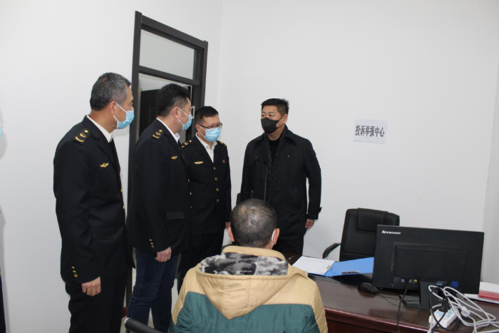 黑龍江省藥監(jiān)局黨組成員、副局長王鐵寒到綜合執(zhí)法監(jiān)督局檢查指導(dǎo)工作