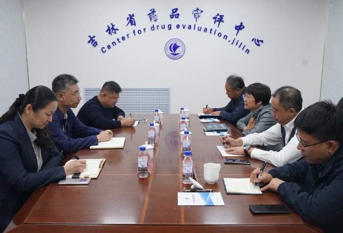 圖為交流會現(xiàn)場(葉陽歡攝) 圖為交流會現(xiàn)場(葉陽歡攝)