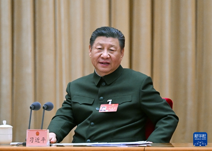 3月7日下午，中共中央總書記、國家主席、中央軍委主席習近平出席十四屆全國人大二次會議解放軍和武警部隊代表團全體會議并發(fā)表重要講話。新華社記者 李剛 攝