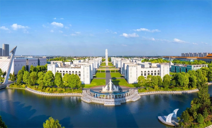 圖為揚子江藥業(yè)集團發(fā)力“綠色工廠”建設 圖為揚子江藥業(yè)集團發(fā)力“綠色工廠”建設