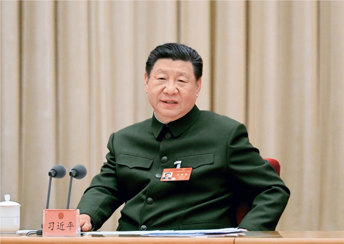2024年3月7日下午，中共中央總書記、國家主席、中央軍委主席習(xí)近平出席十四屆全國人大二次會(huì)議解放軍和武警部隊(duì)代表團(tuán)全體會(huì)議并發(fā)表重要講話。 新華社記者 李剛/攝