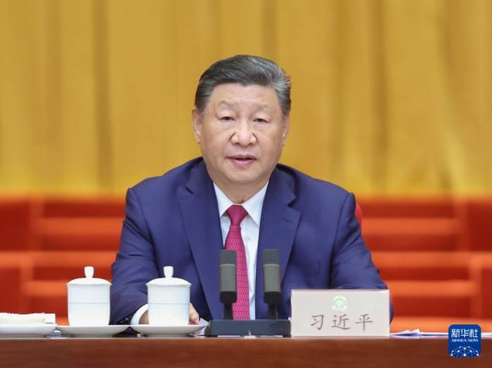 9月20日上午，中共中央、全國(guó)政協(xié)在全國(guó)政協(xié)禮堂隆重舉行慶祝中國(guó)人民政治協(xié)商會(huì)議成立75周年大會(huì)。中共中央總書(shū)記、國(guó)家主席、中央軍委主席習(xí)近平出席大會(huì)并發(fā)表重要講話(huà)。新華社記者 鞠鵬 攝