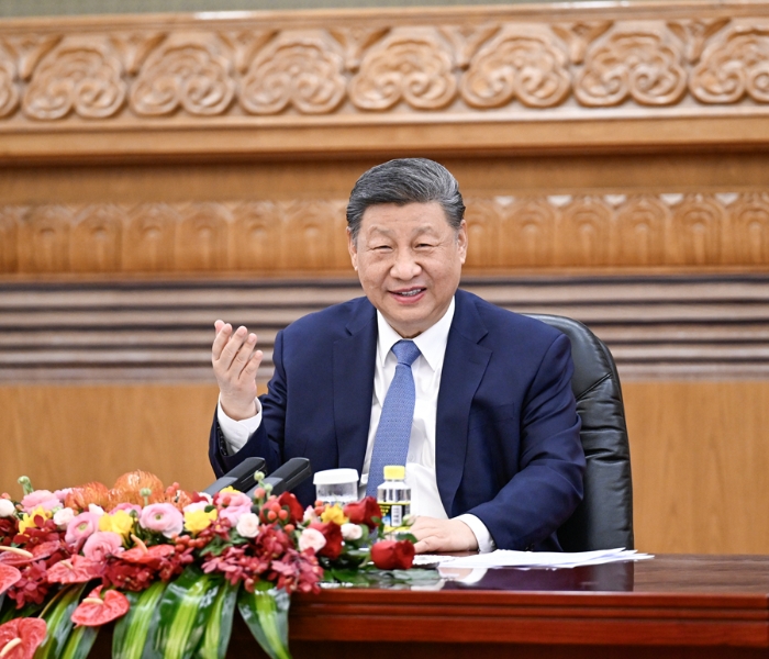 3月28日上午，國家主席習近平在北京人民大會堂會見國際工商界代表。新華社記者 李學仁 攝